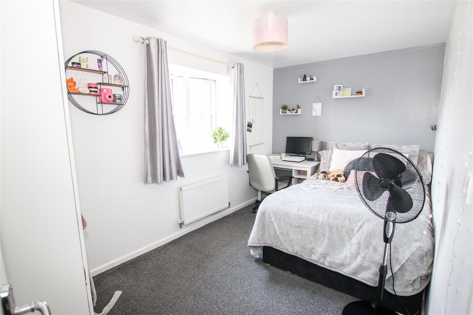 BEDROOM TWO (FRONT)